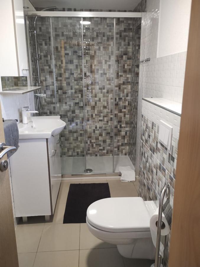 House Leonarda Hotel Grabovac  Bilik gambar